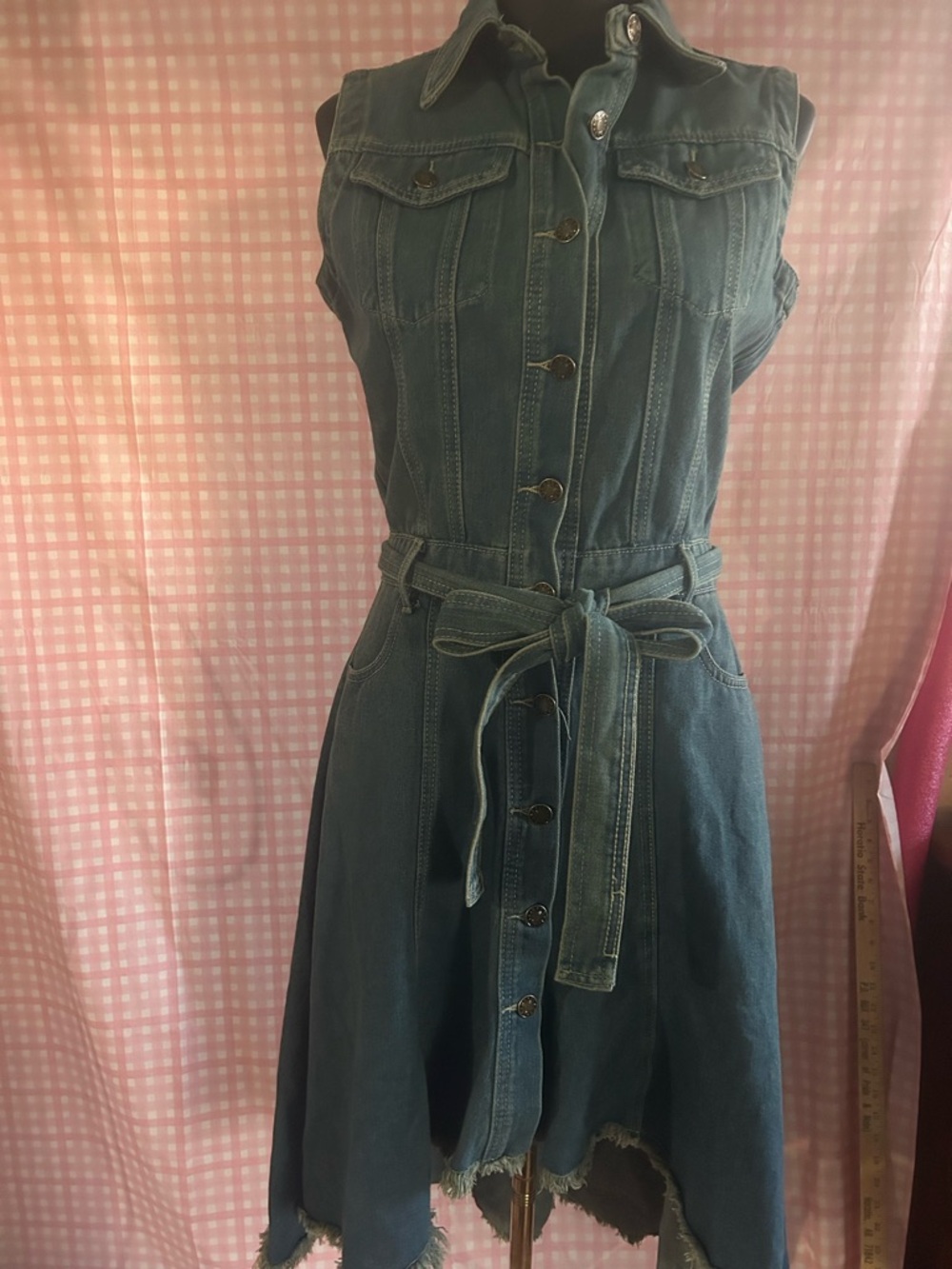 Sleeveless Blue Denim Button-Front Dress with Waist Tie